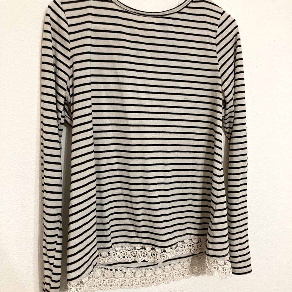 Long sleeve striped shirt